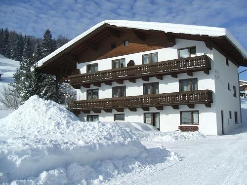 Haus Renate Apartment Lermoos Exterior foto